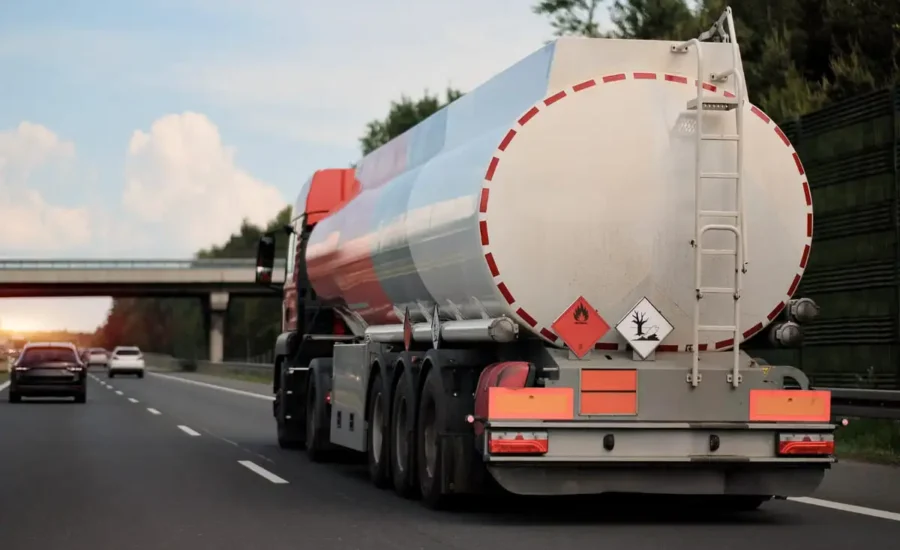 Pojazd ciężarowy ADR